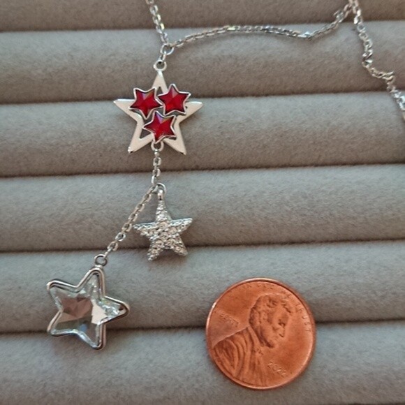 Swarovski Holy Night Red Clear Star Crystal 16-in Rhodium Pendant Necklace - Picture 4 of 7